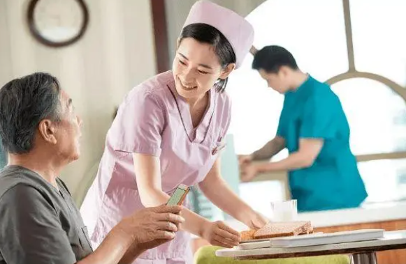 微购儿护工放心选,医院护工预约小程序开发 微购儿护工放心选,医院护工预约小程序开发