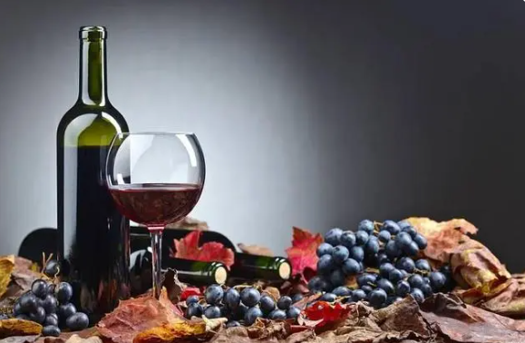 微购儿红酒商城小程序开发,助力商家形成持续高利润增长 微购儿红酒商城小程序开发,助力商家形成持续高利润增长